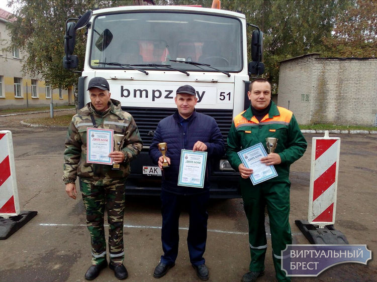 Подробнее о статье Областной смотр-конкурс мастерства среди водителей мусоровозов провели в Бресте